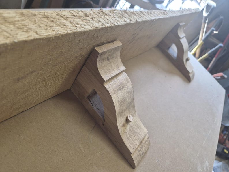 Luxury Premium Rustic Solid Wood Floating Shelf with Corbels
